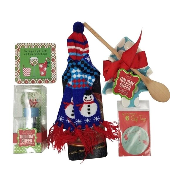 Christmas Wine Grab Gift Cheer Bottle Stopper Snow Globe Bottle Cover Tags Lot 5 - Picture 1 of 11